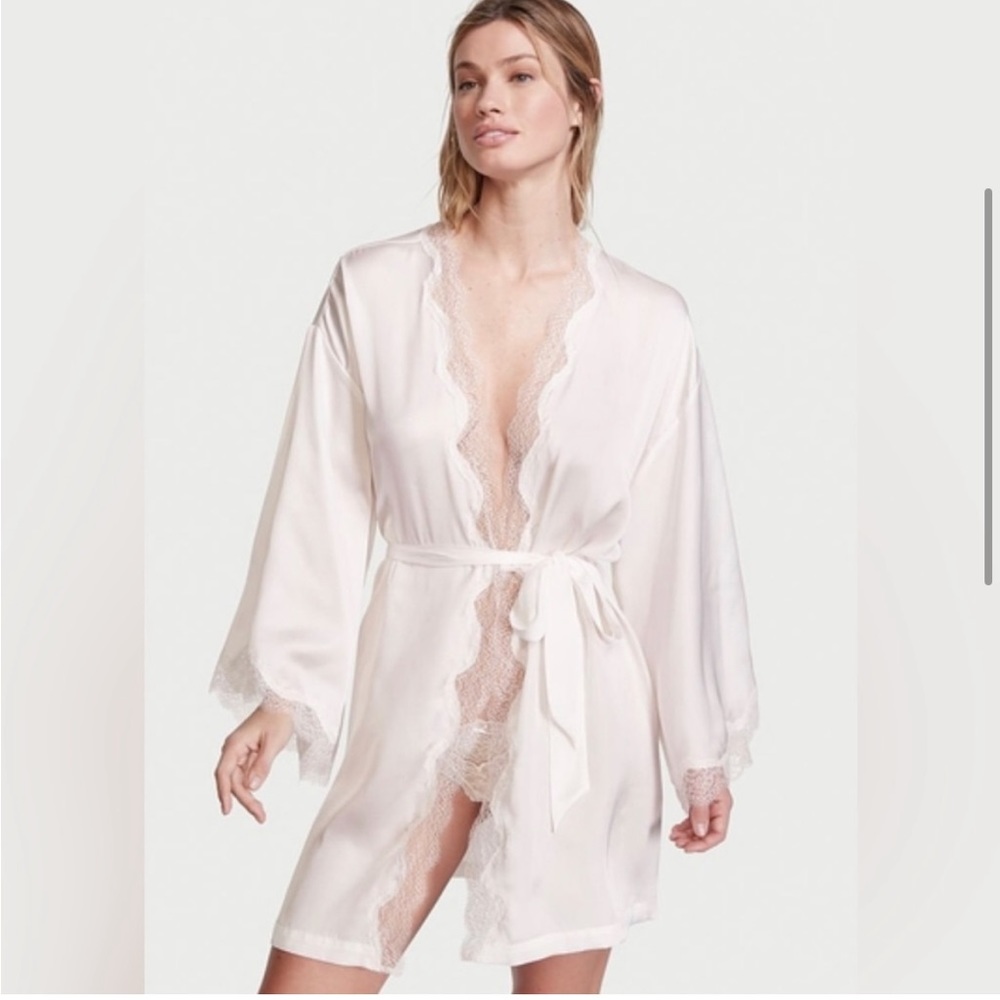 NWT Victorias Secret size M/L